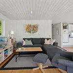 Conradine - 600m From The Sea By Interhome קרוסה
