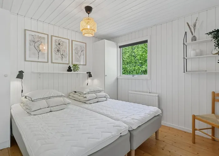 Conradine - 600m From The Sea By Interhome