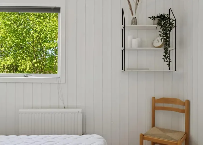 Conradine - 600m From The Sea By Interhome *