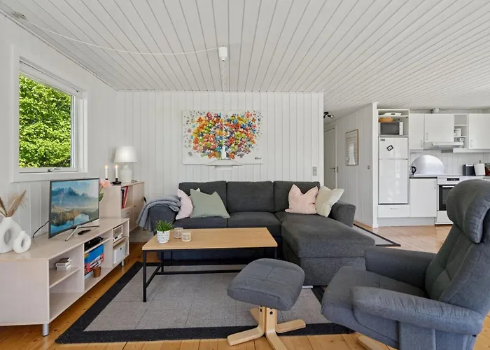 Conradine - 600m From The Sea By Interhome Krusa